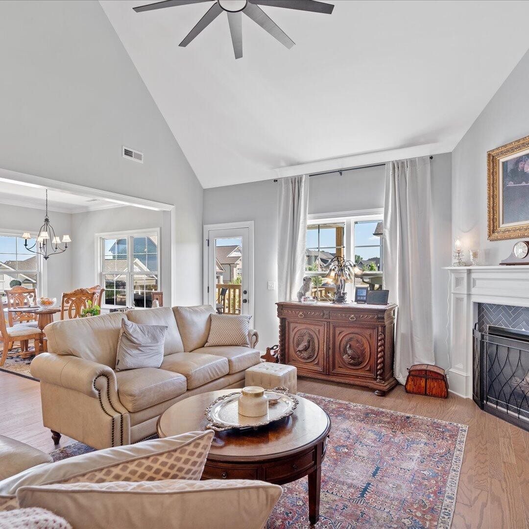 10387 Magnolia Farm Drive