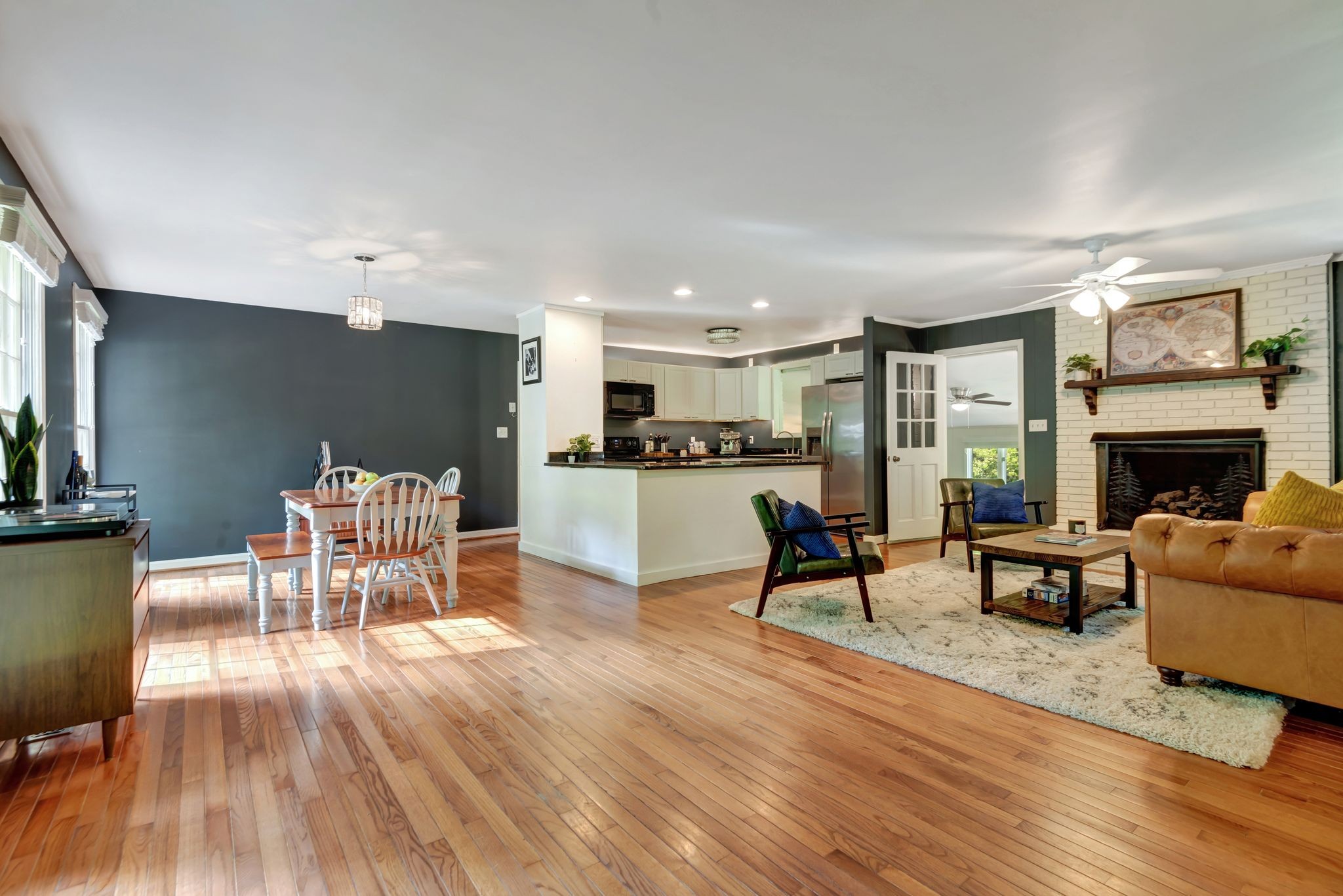 2366 Sams Creek Rd