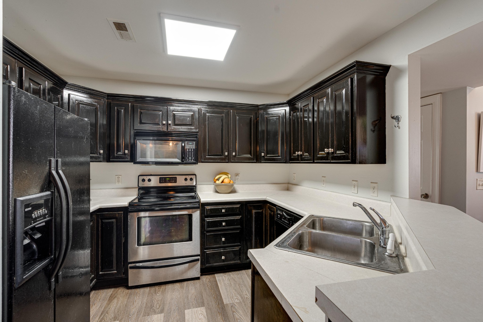 2240 Tunnel Boulevard