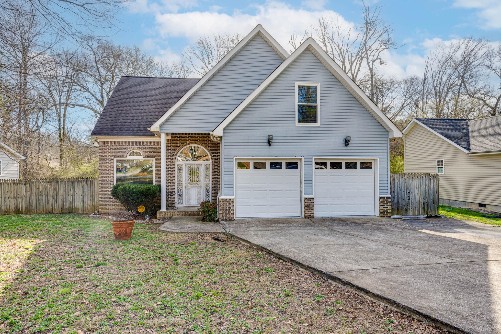 2240 Tunnel Boulevard