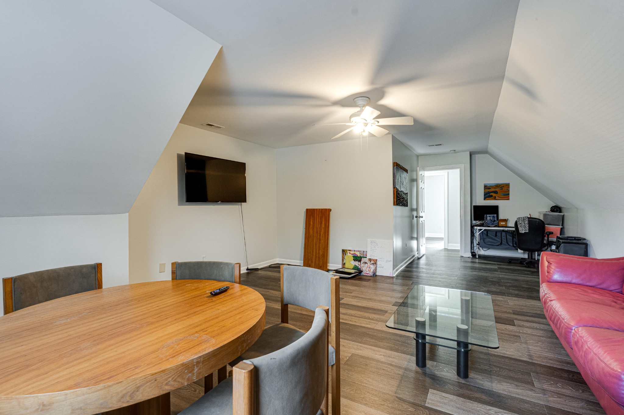 2240 Tunnel Boulevard