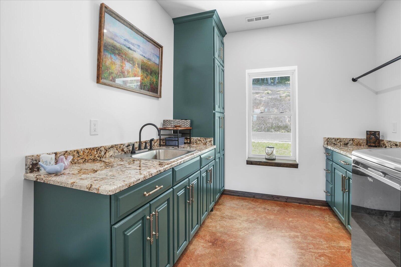 11108 Possum Trail Road