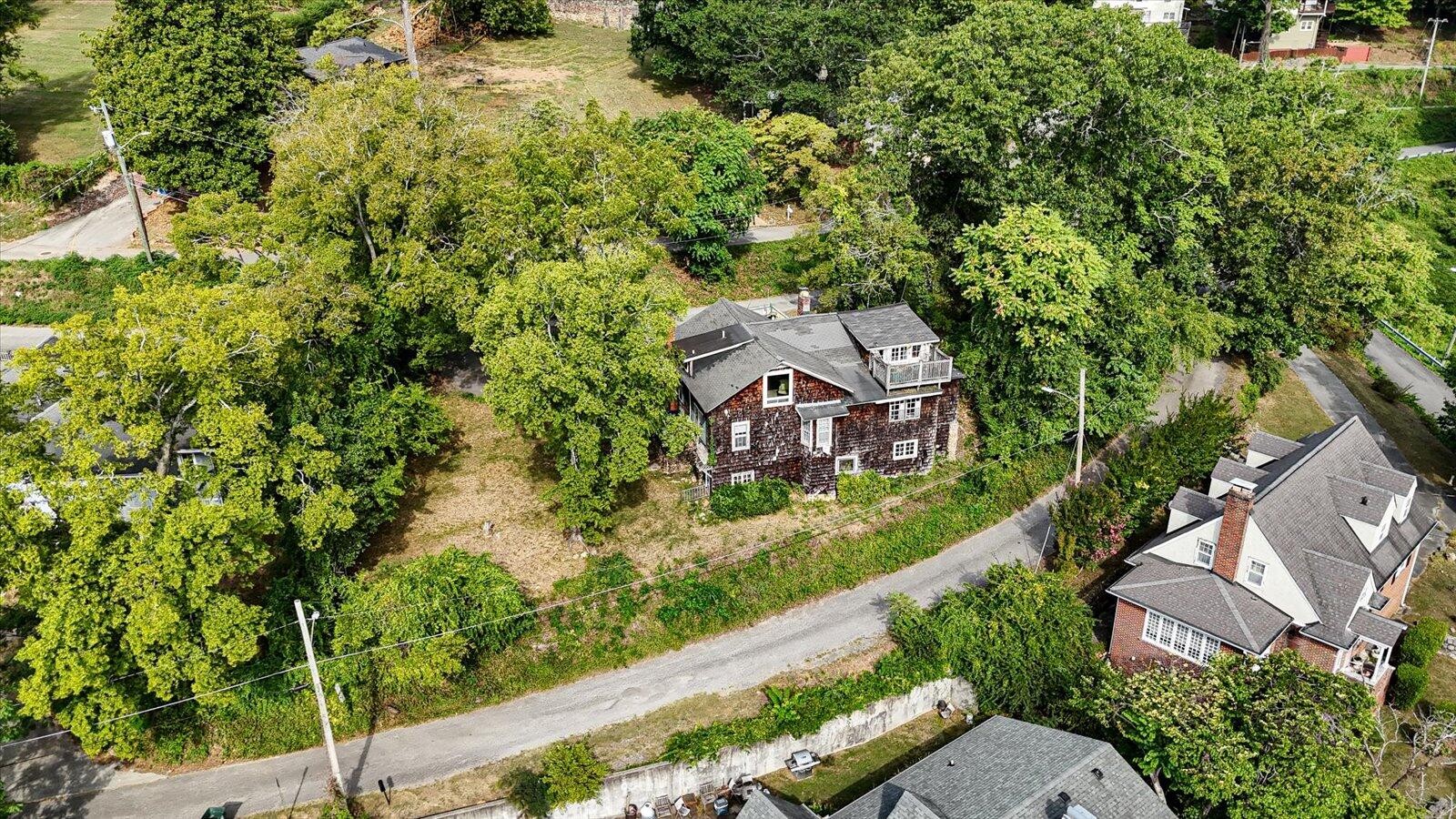 94 Sherwood Avenue