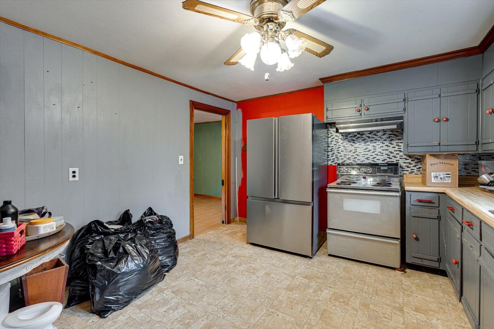 280 Orlando Drive, NE