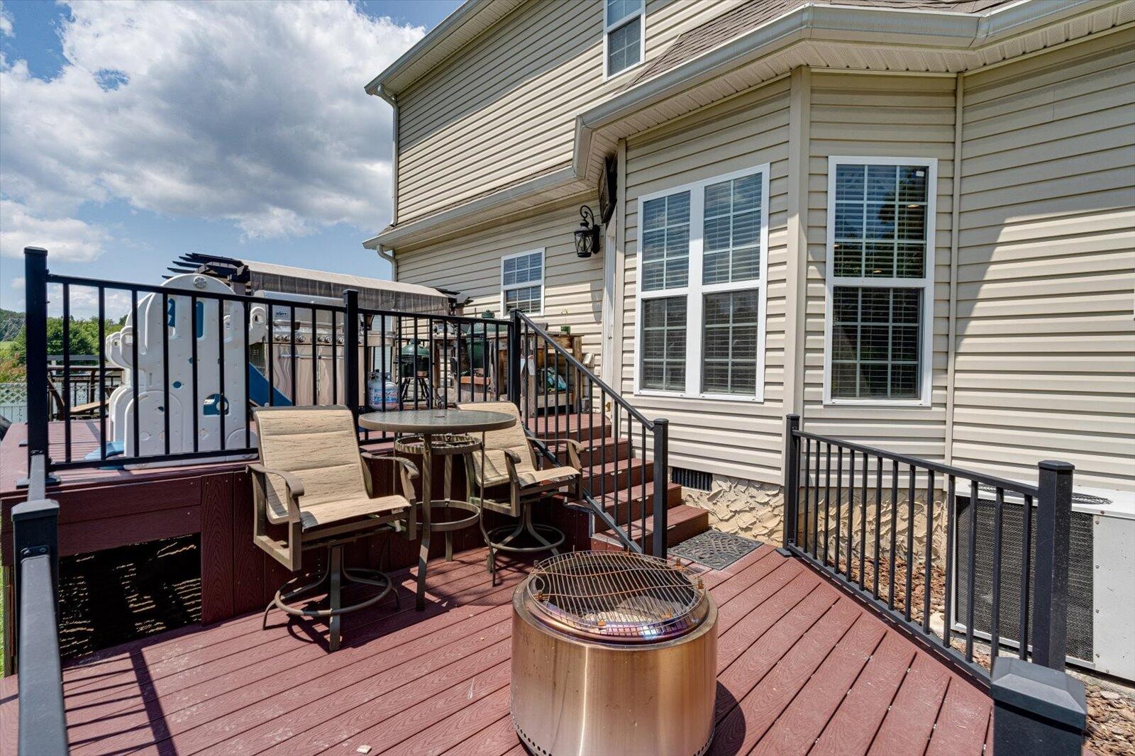 4418 Kings Lake Court