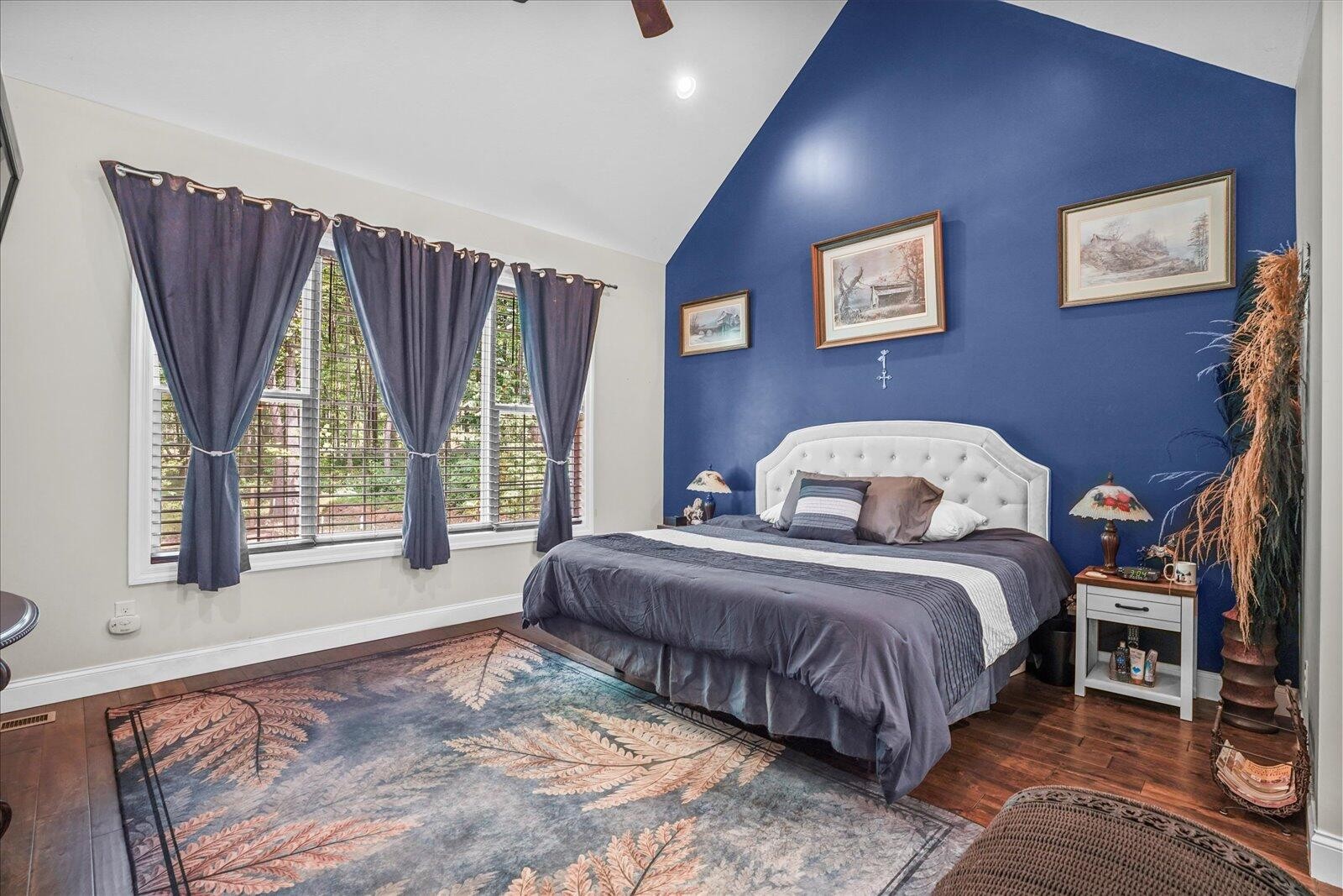 712 Raven Cliff Road