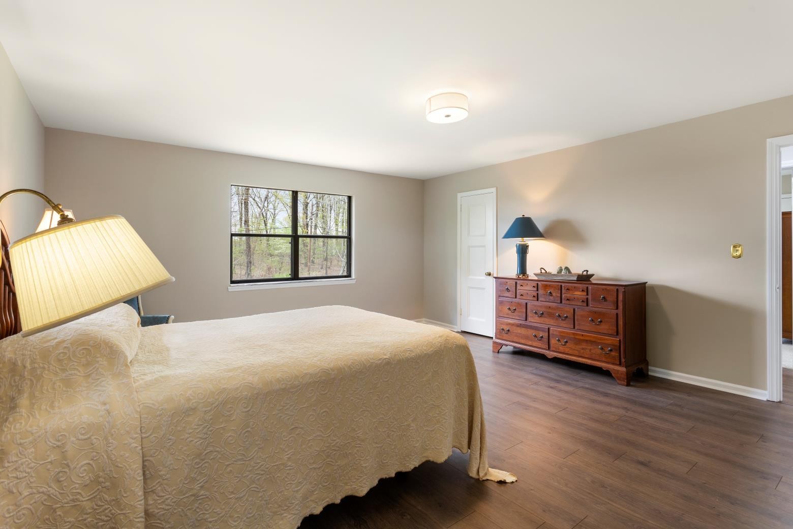 5700 Queen Mary Lane