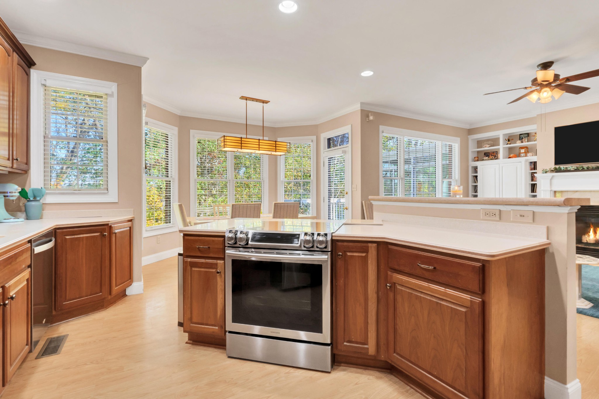 7526 Hodges Ferry Road