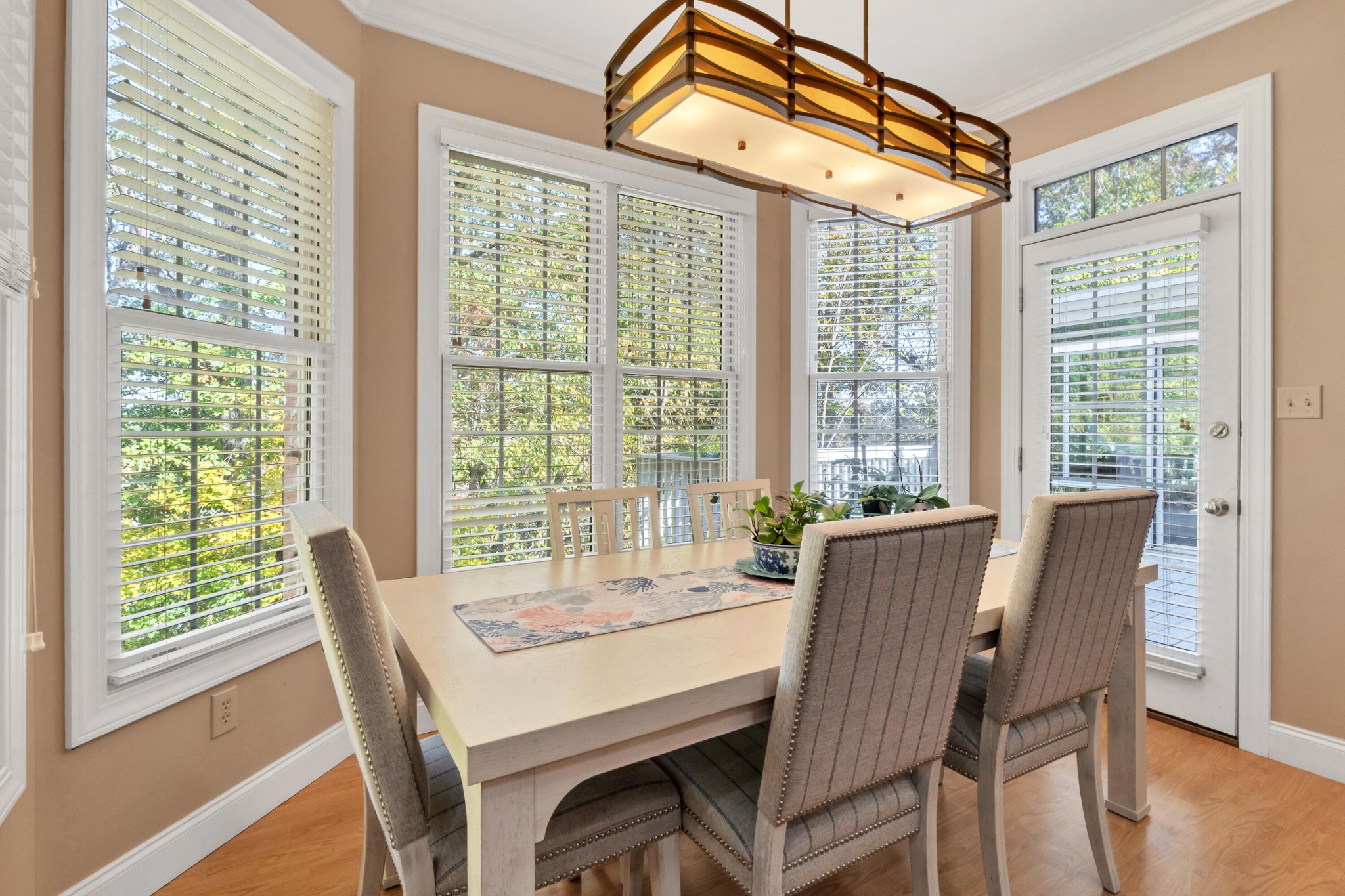 7526 Hodges Ferry Road