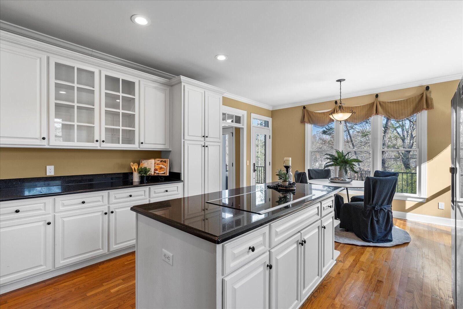 9235 Royal Mountain Drive