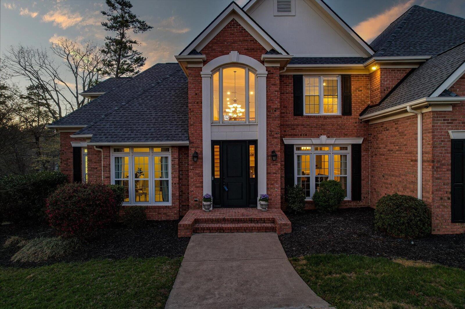 9235 Royal Mountain Drive