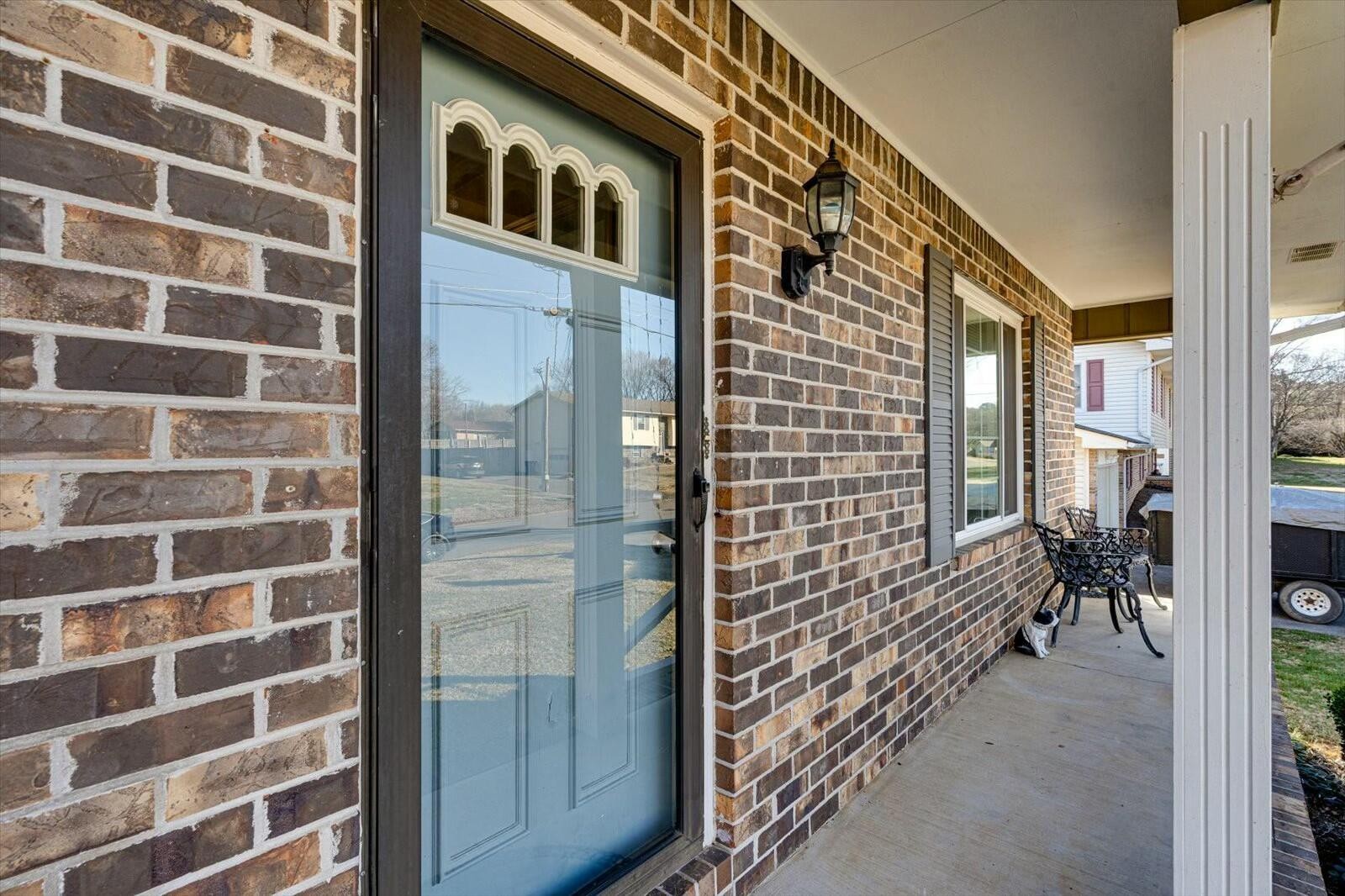 134 NW Leaf Drive