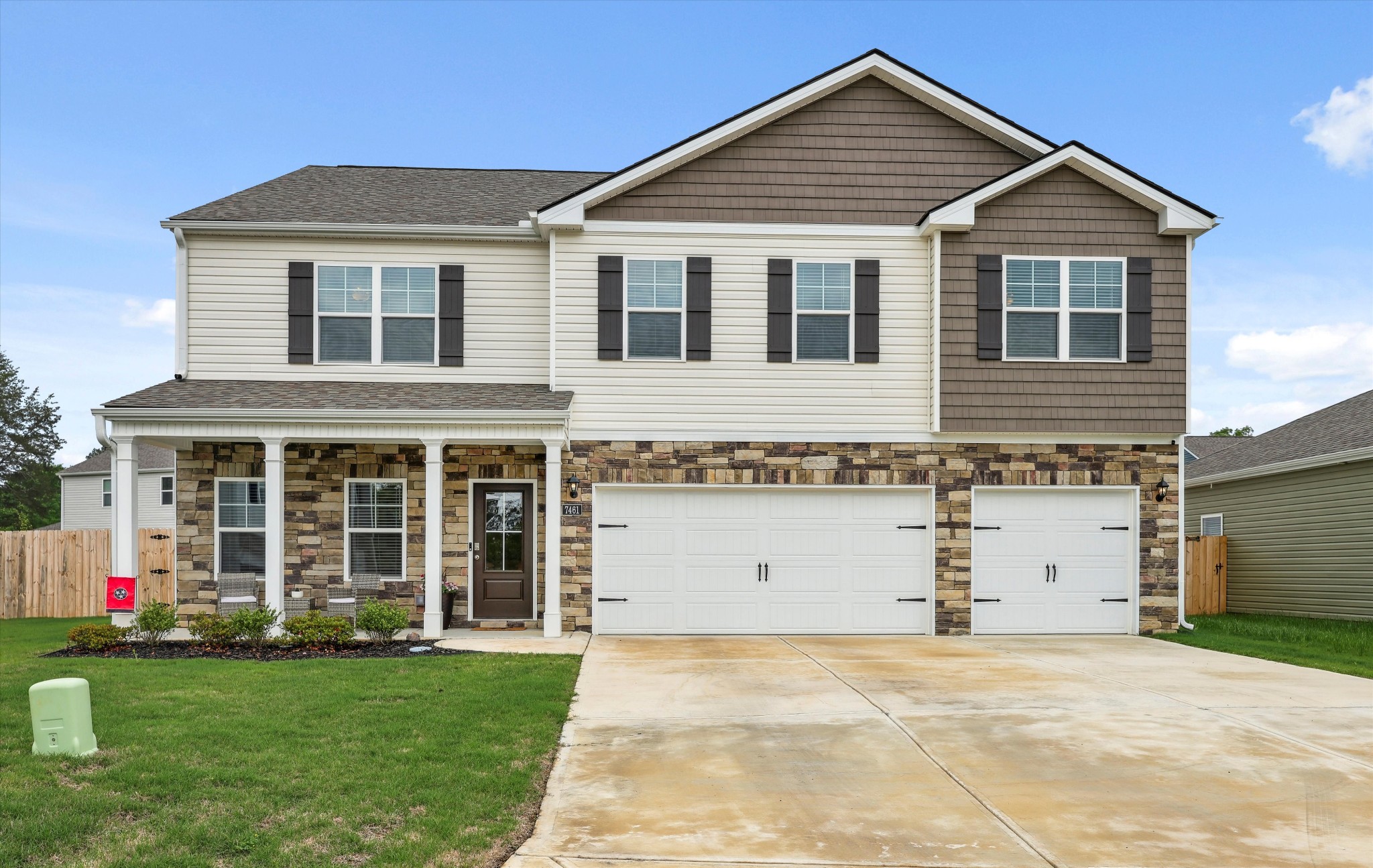 7461 Madelia Ct