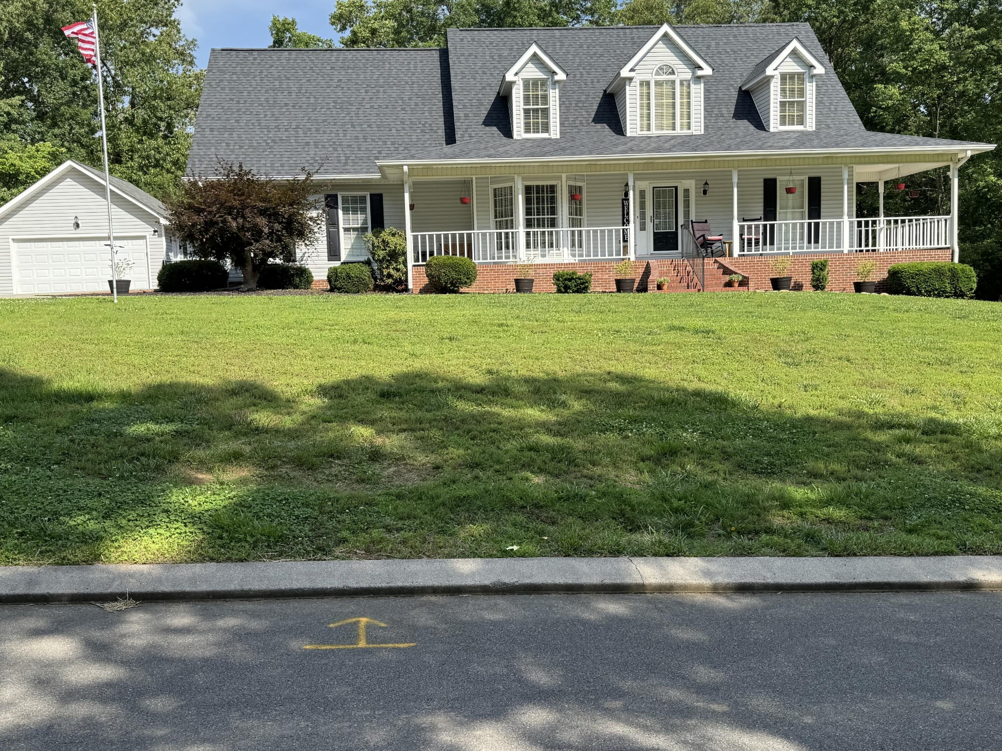 142 English Oaks Drive, NE