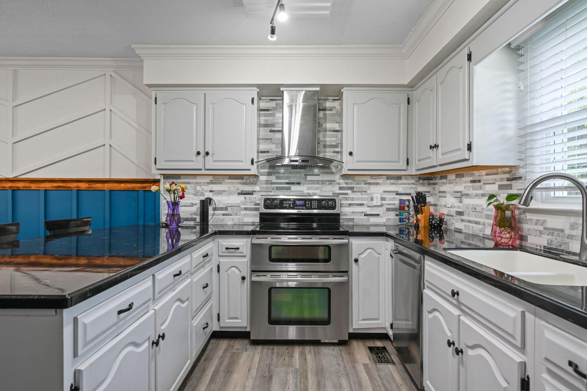 410 Valleybrook Road