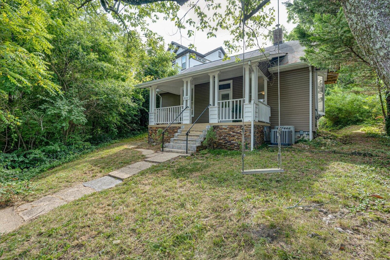 804 Dallas Road