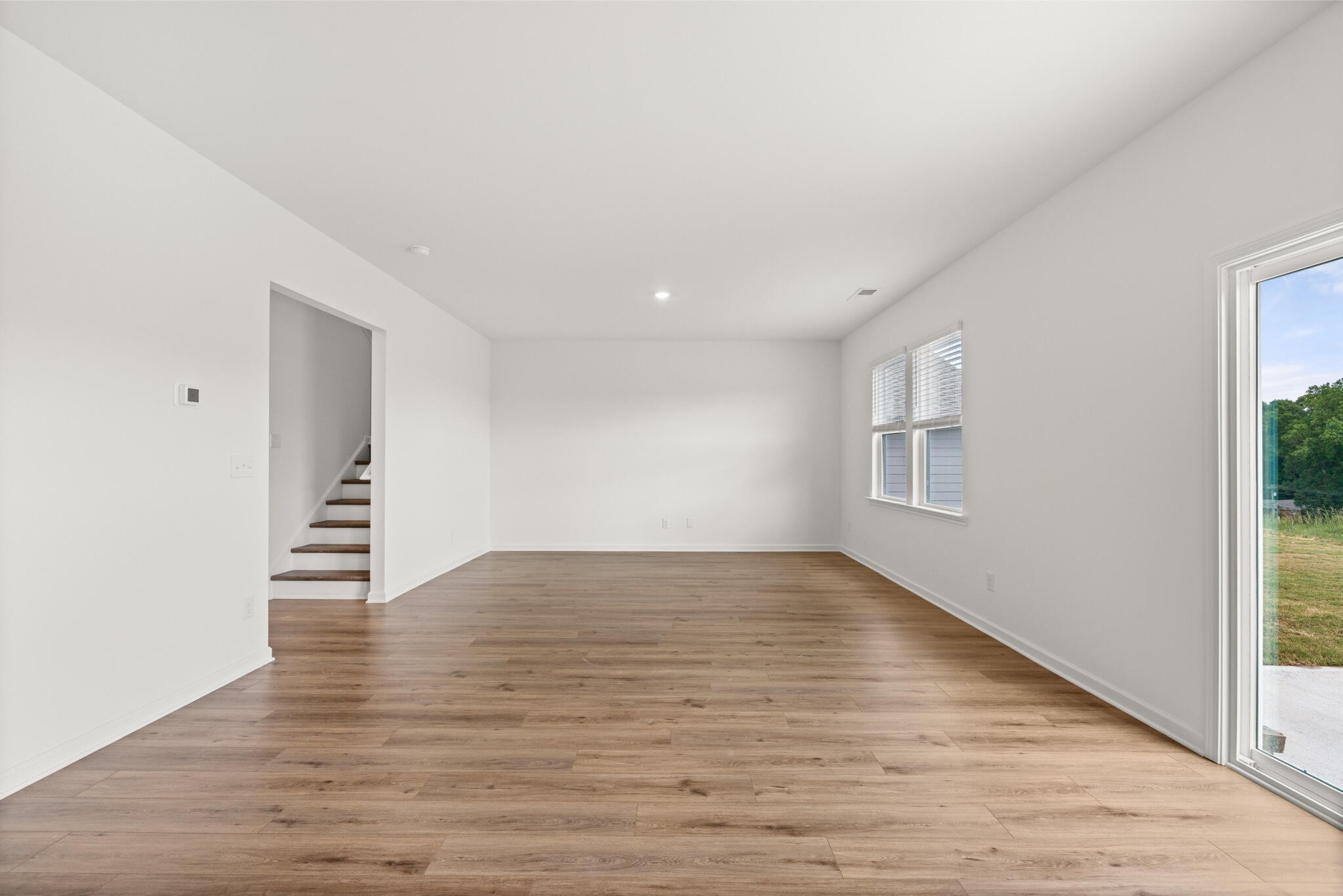 5070 Skyline Way, NE