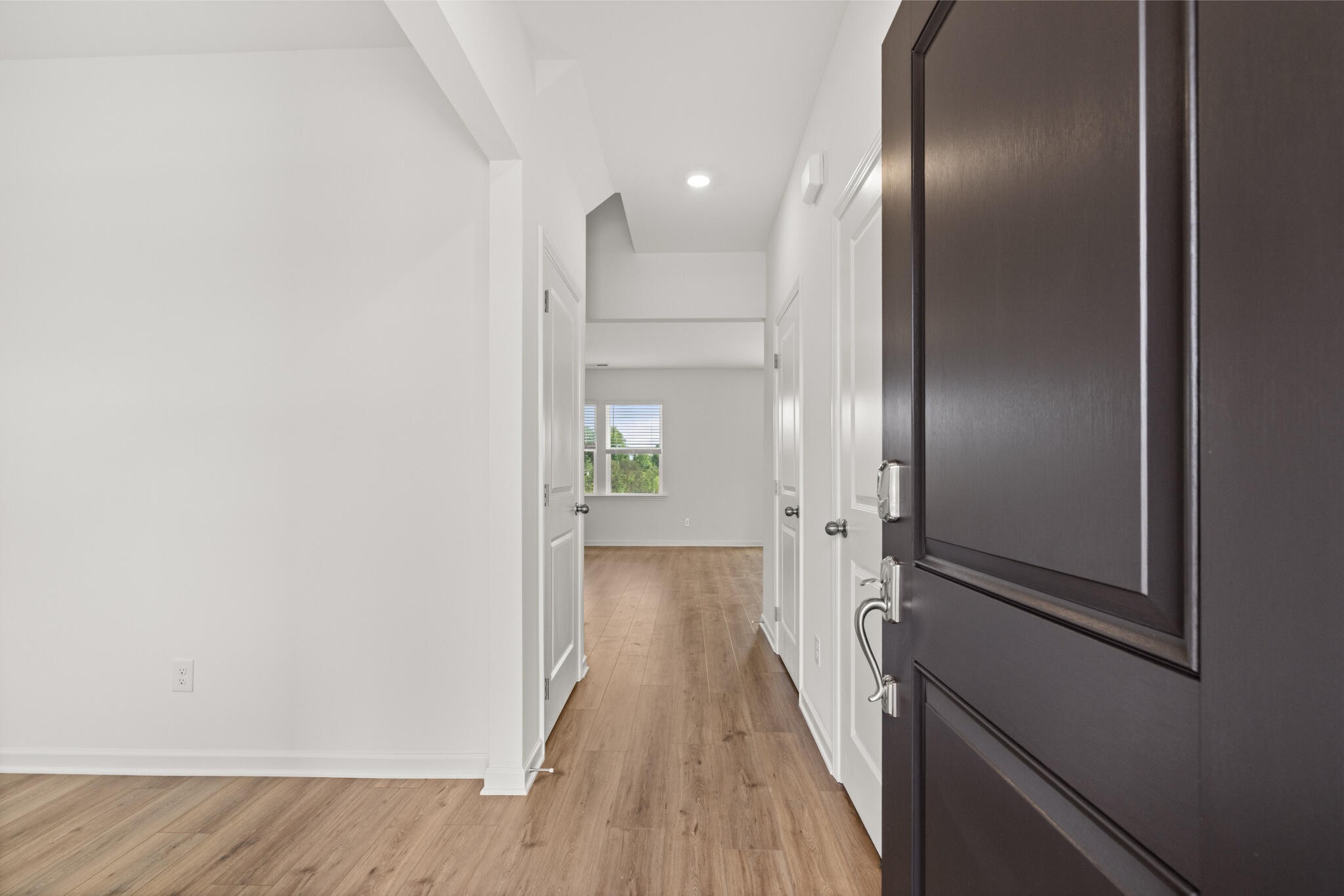 5070 Skyline Way, NE