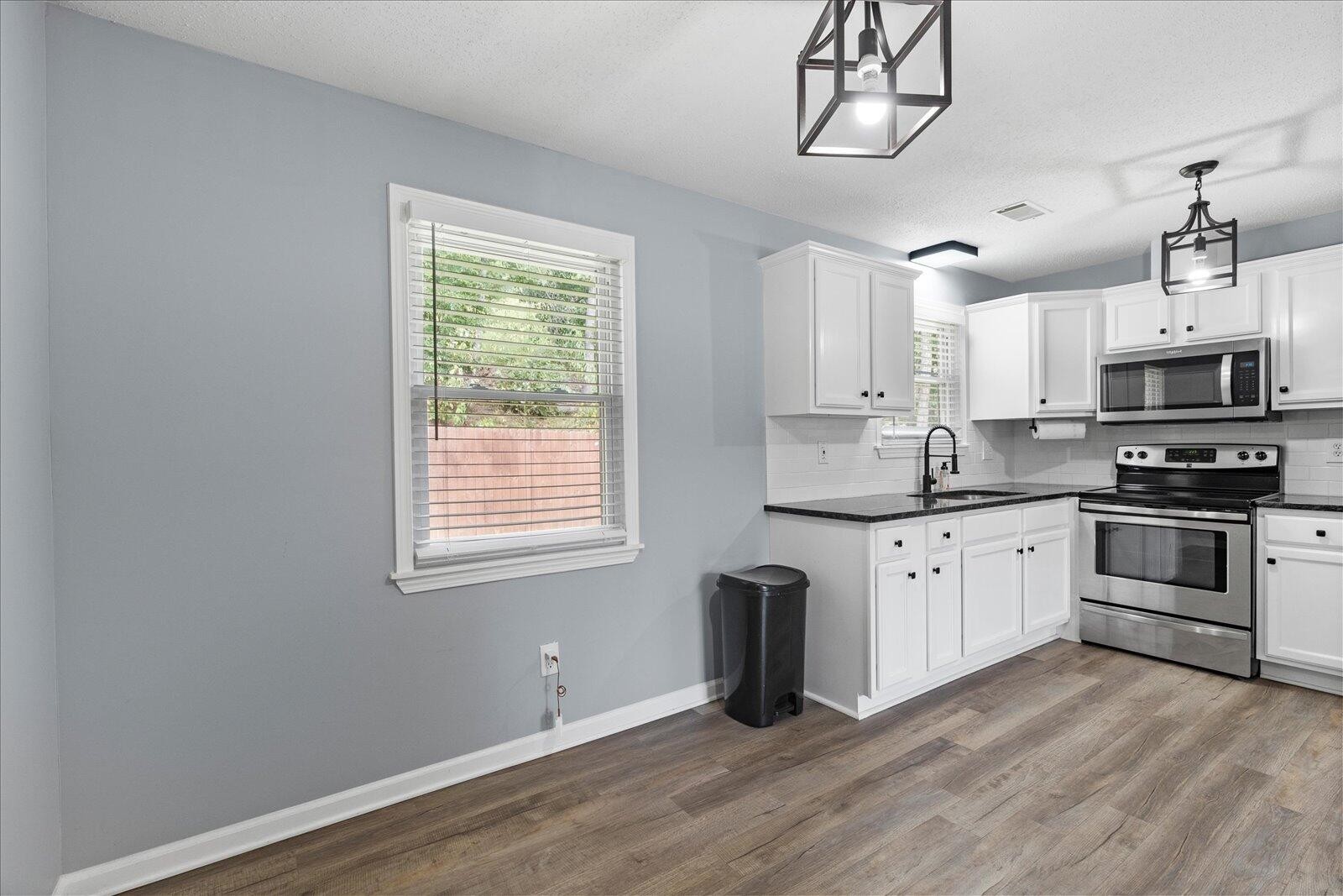 2165 Greendale Drive, NE