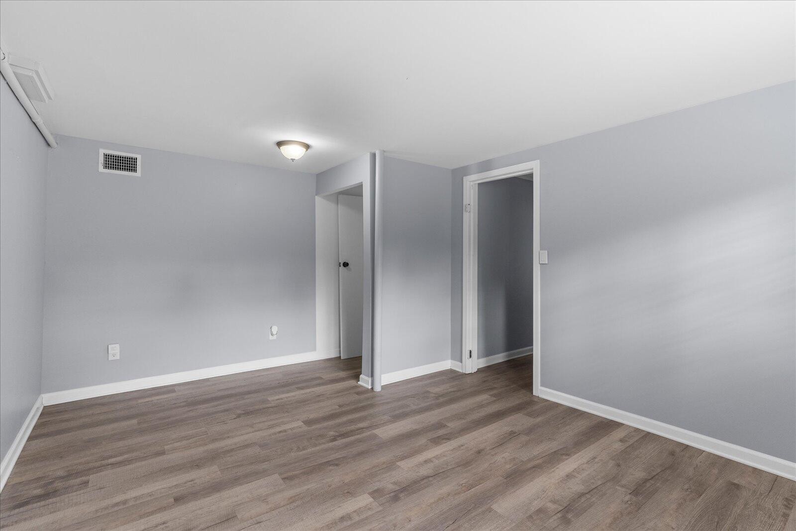 2165 Greendale Drive, NE