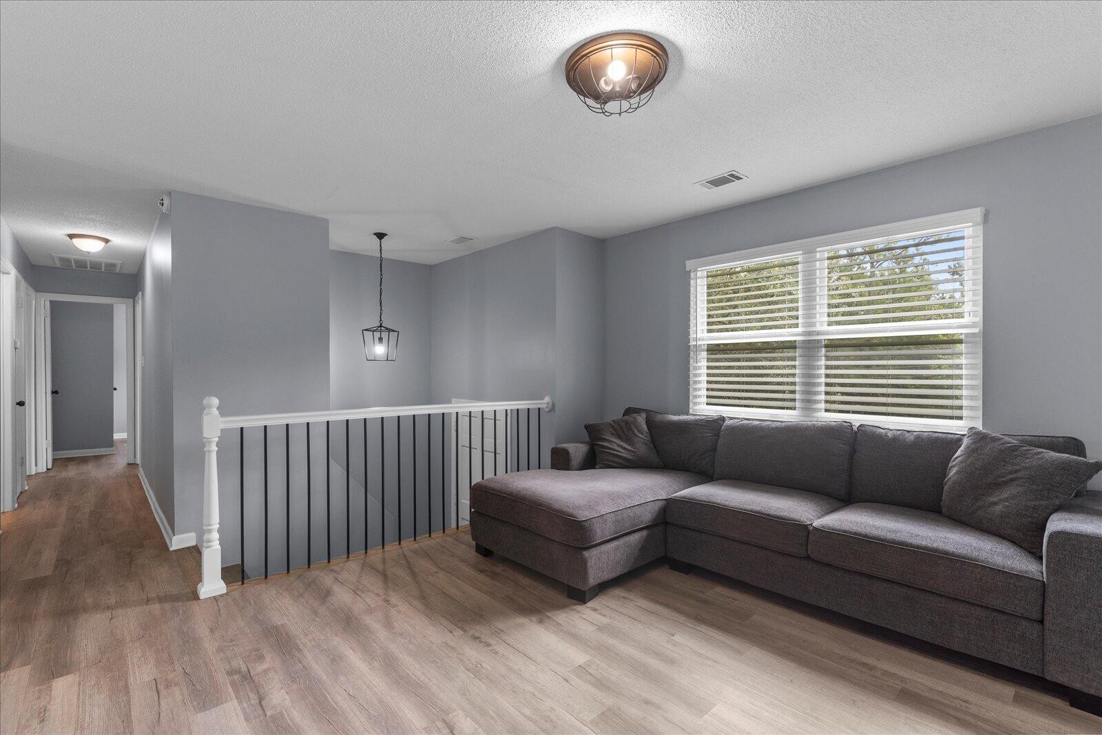 2165 Greendale Drive, NE