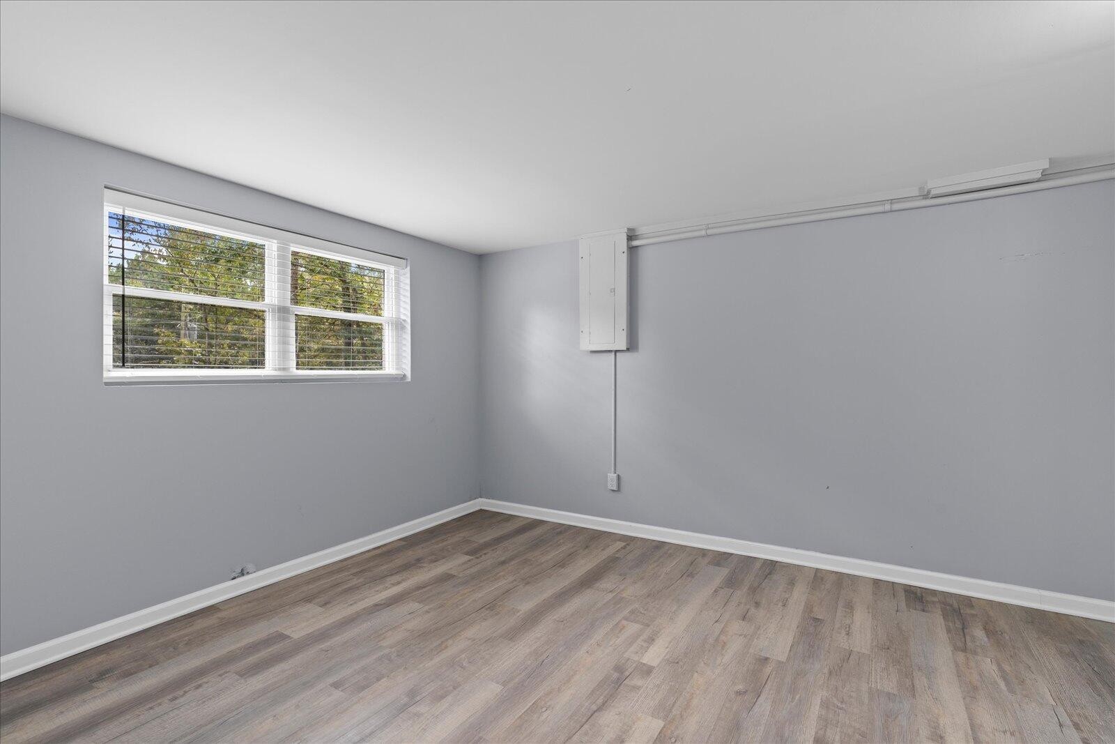 2165 Greendale Drive, NE