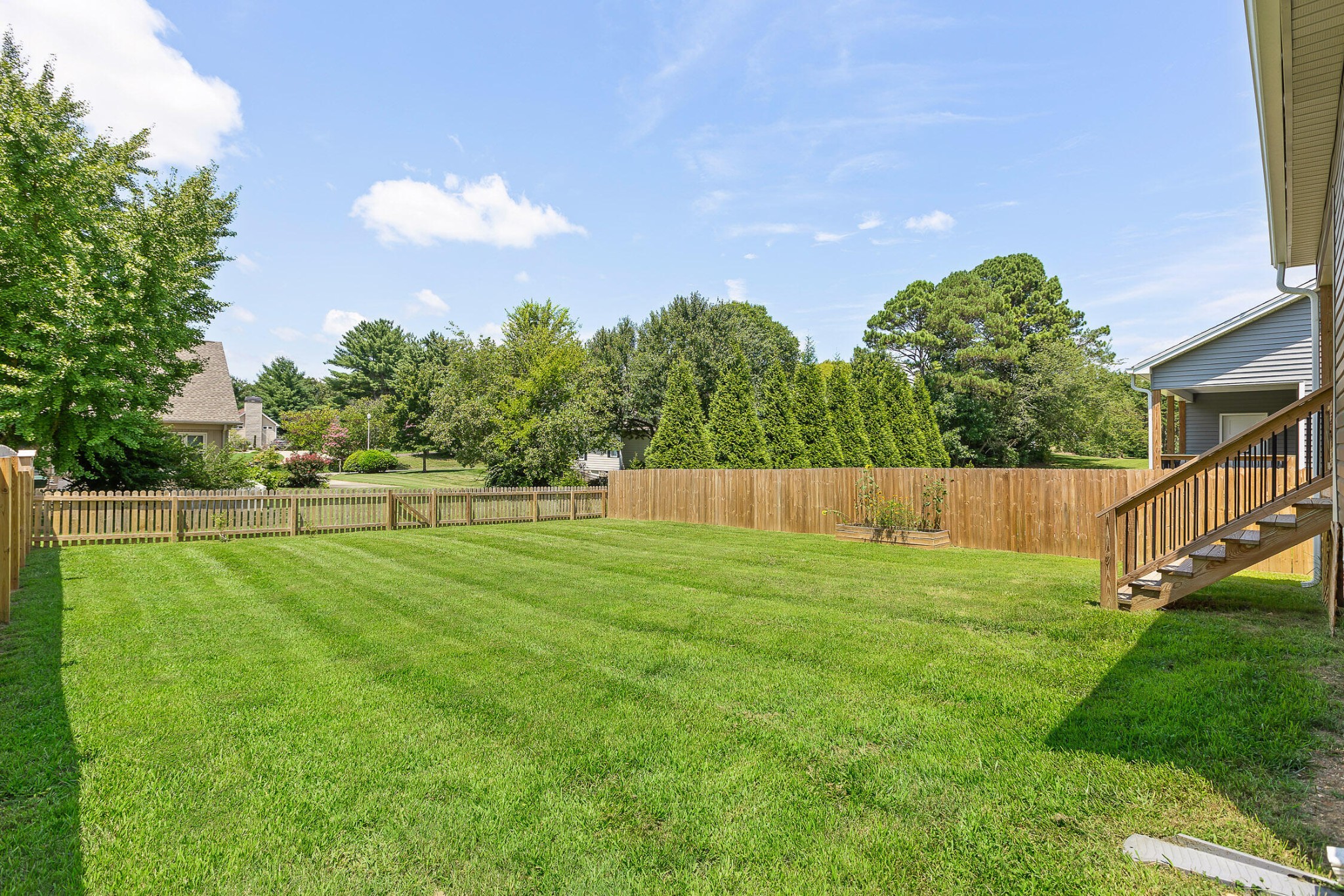 2013 Charles Street, NE