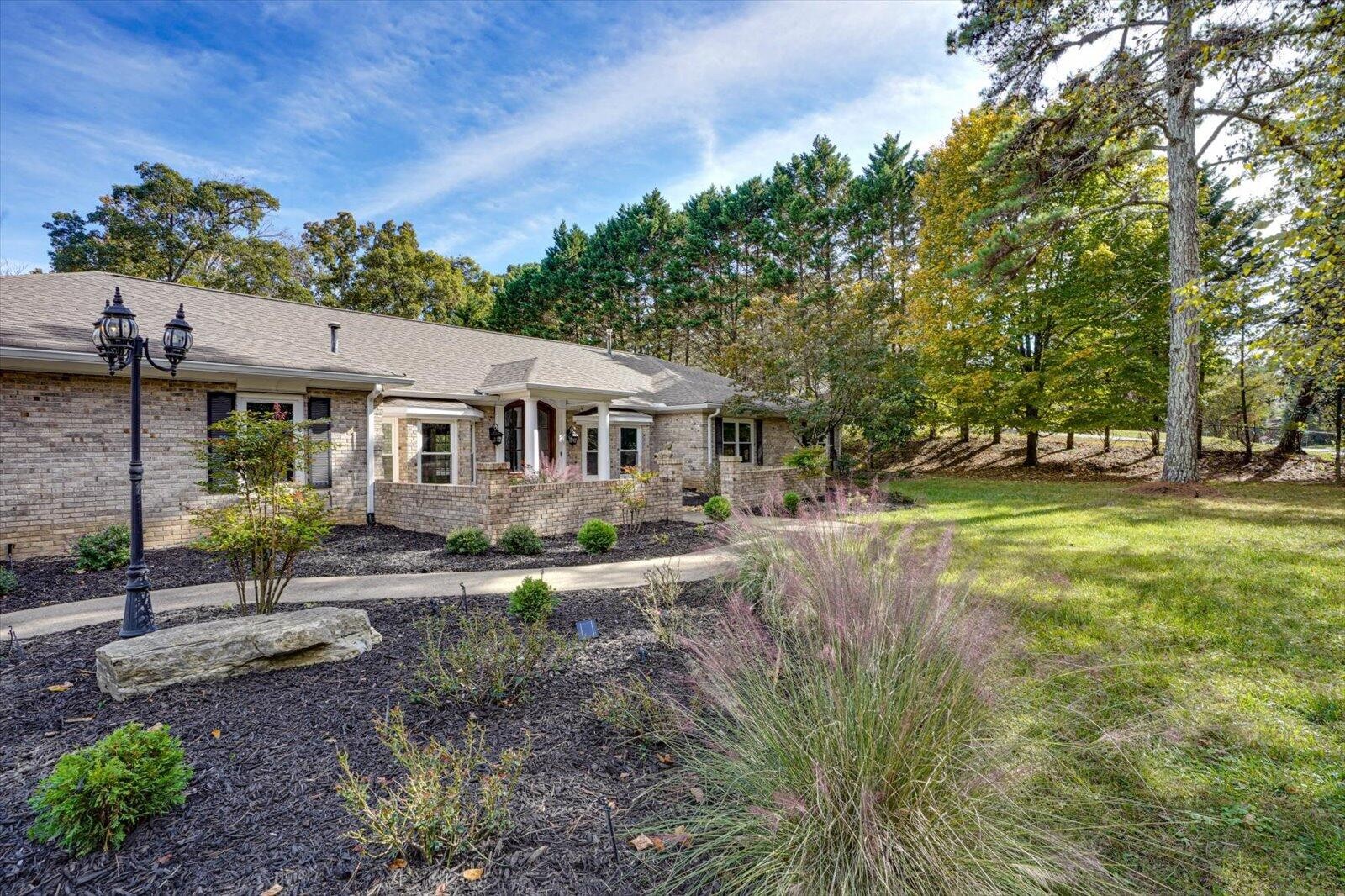 5812 Lake Resort Drive