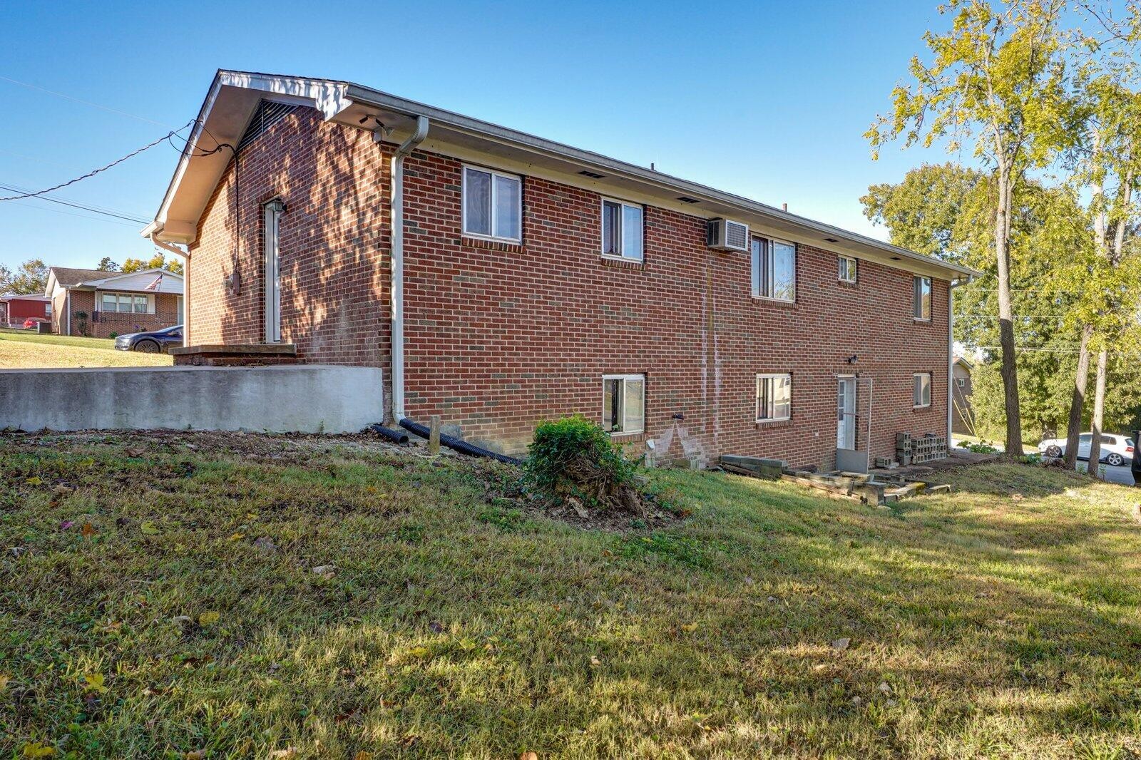2301 Arroyo Drive