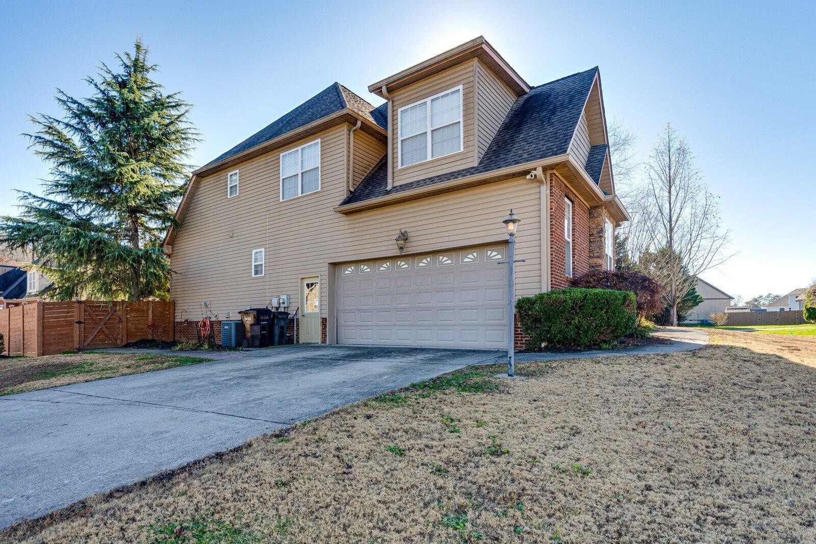 108 Doe Meadow Lane, NW