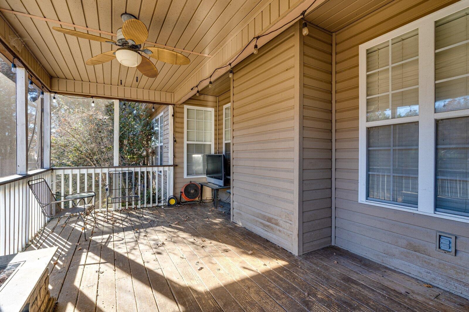 108 Doe Meadow Lane, NW