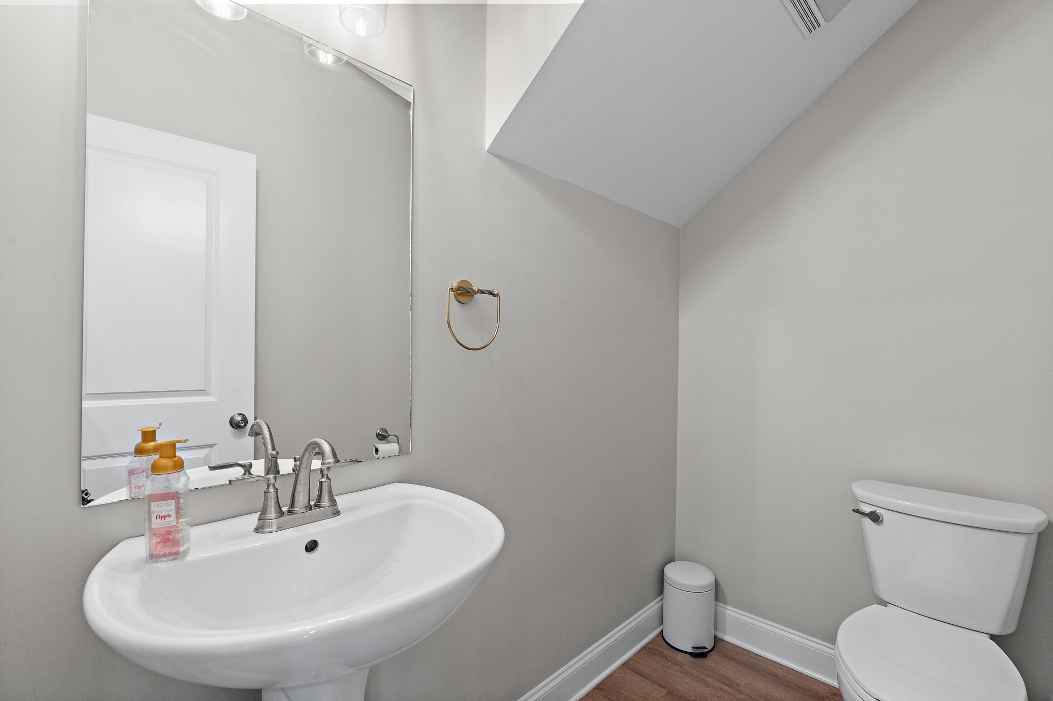 141 Bellingham Cove, NE Unit: 39a
