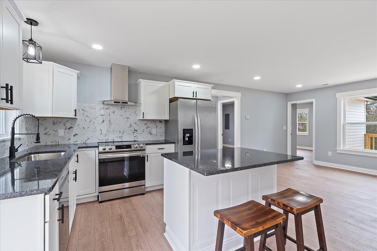 1917 Circle Drive, SW