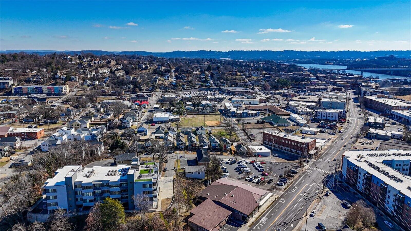 411 Fairpoint Street Unit: 202