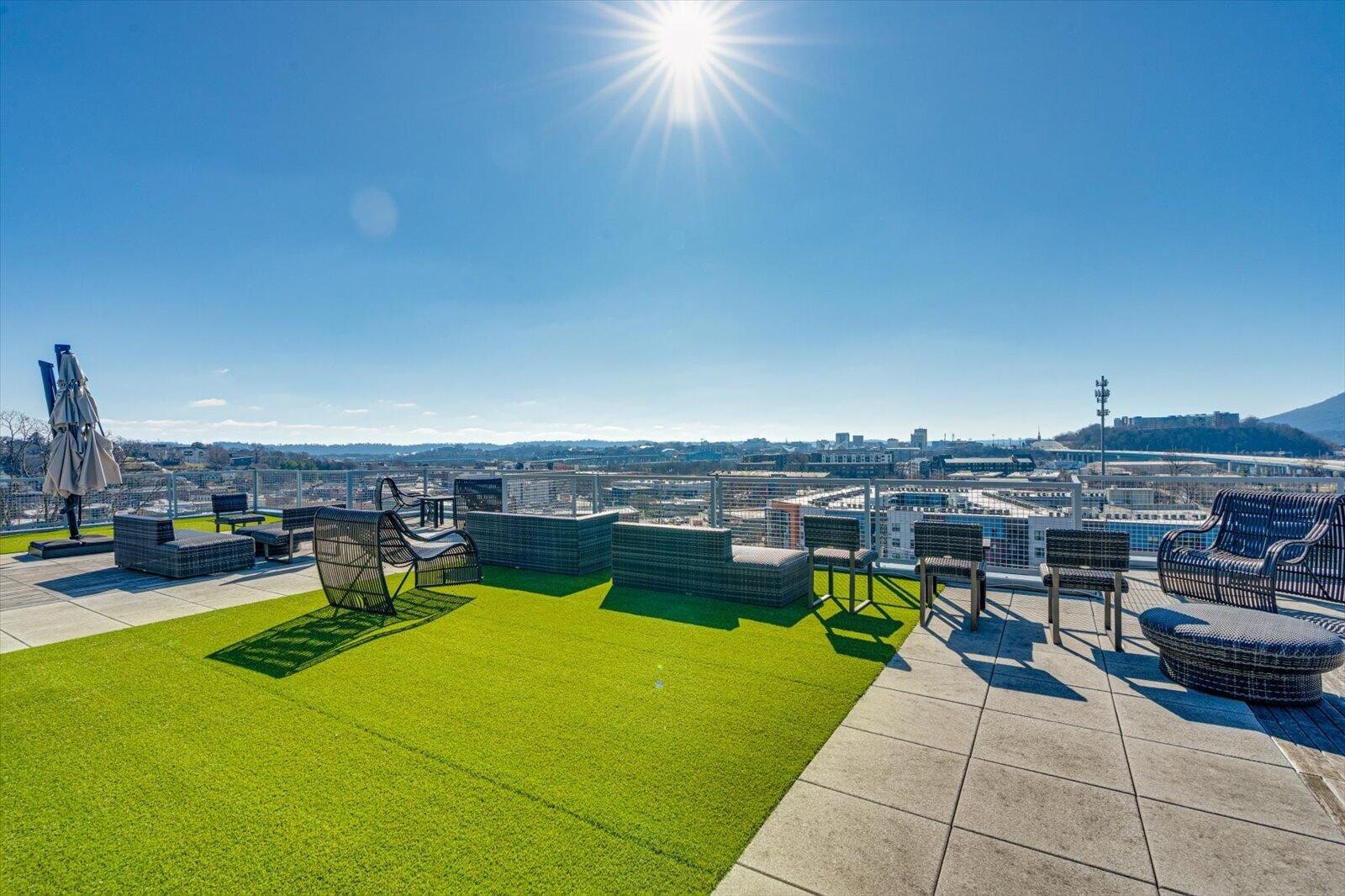 411 Fairpoint Street Unit: 202