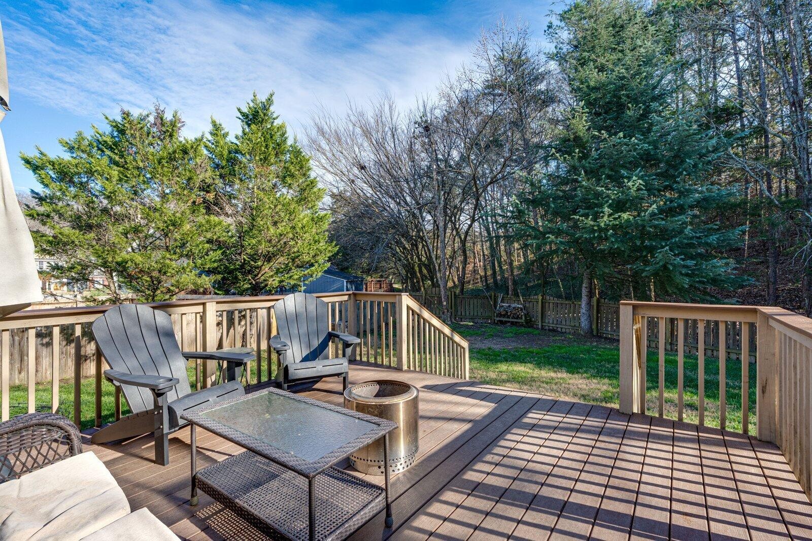 5864 Crooked Creek Drive