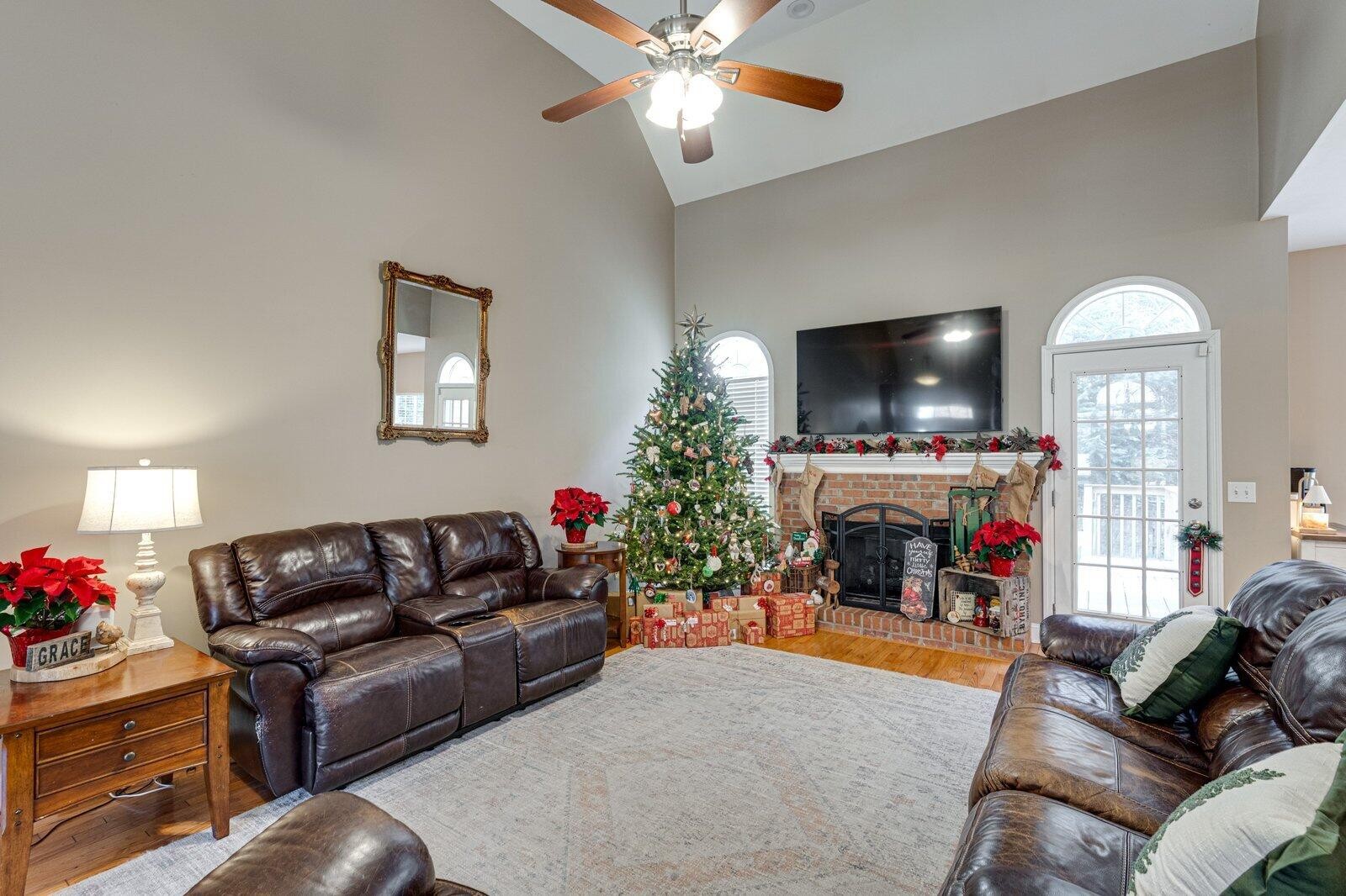 5864 Crooked Creek Drive