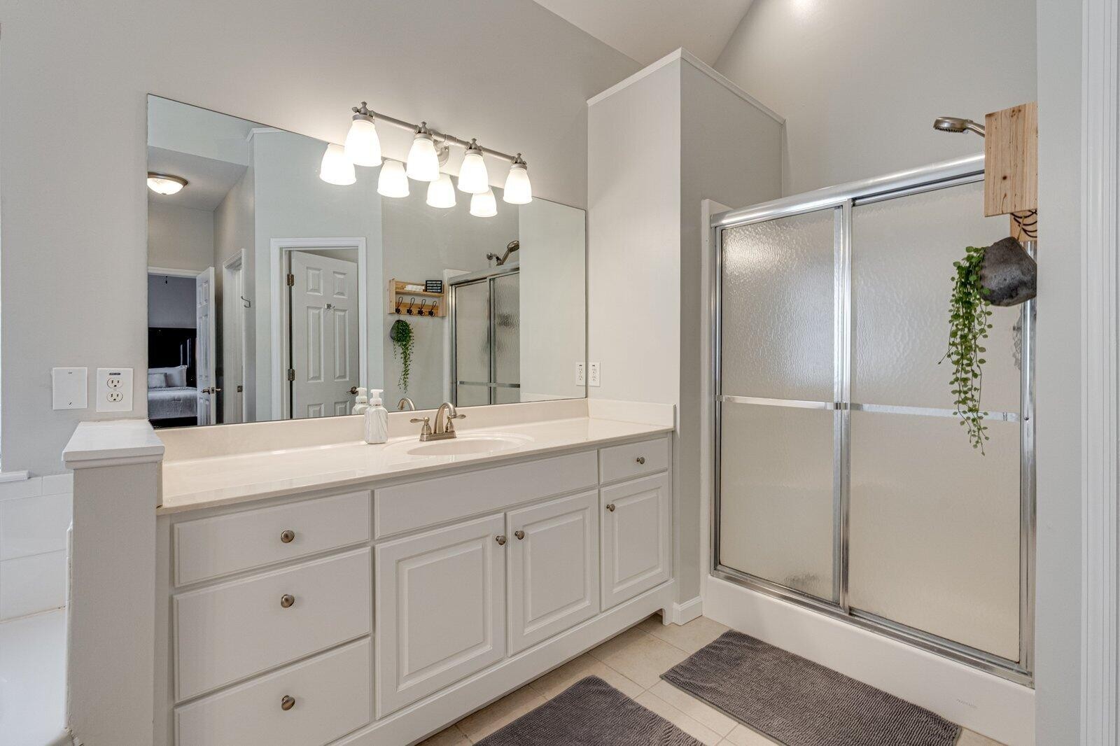 5864 Crooked Creek Drive