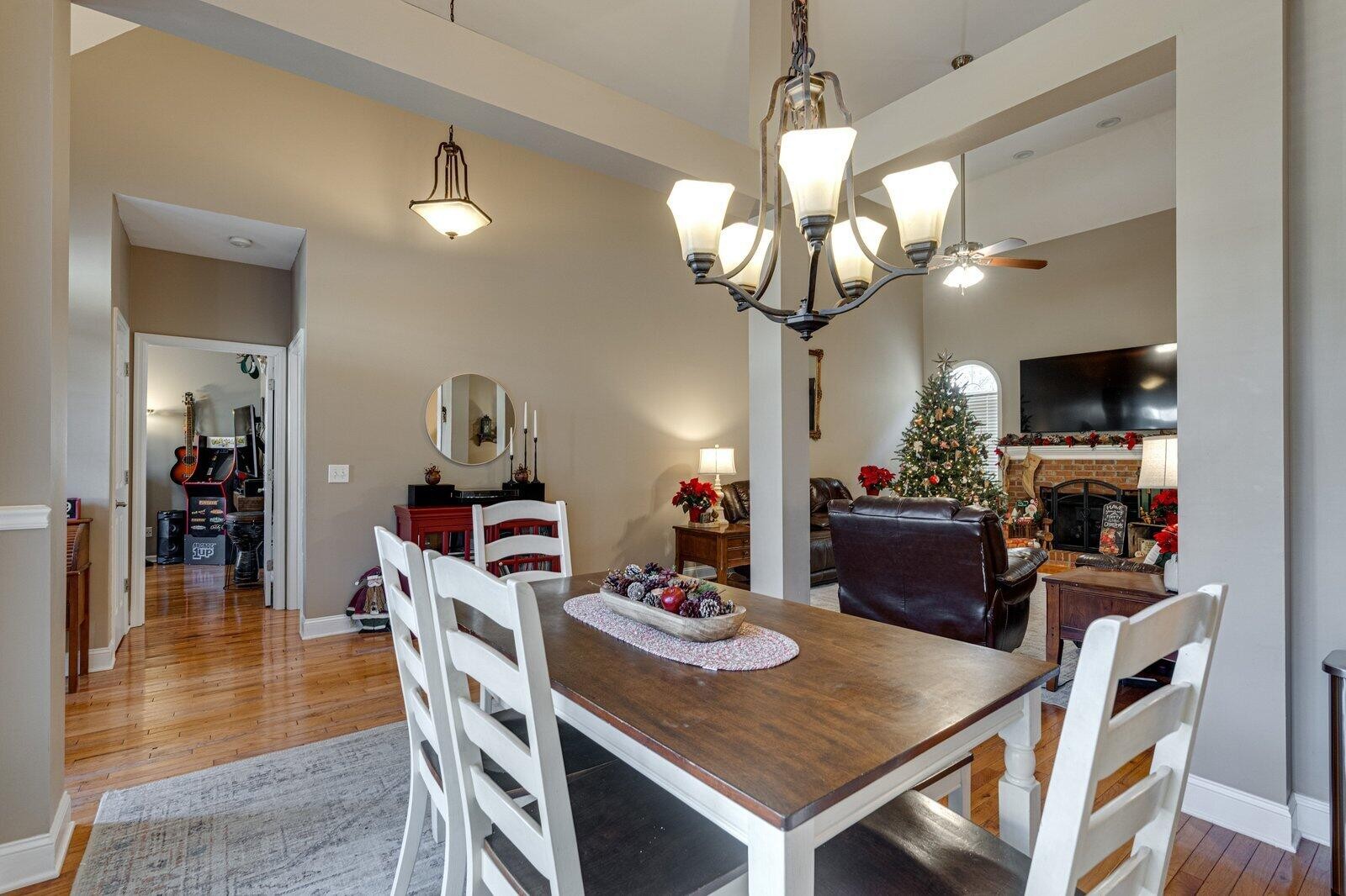 5864 Crooked Creek Drive