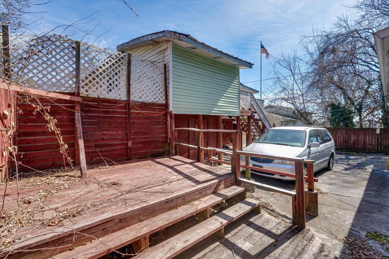 5 Franklin Place