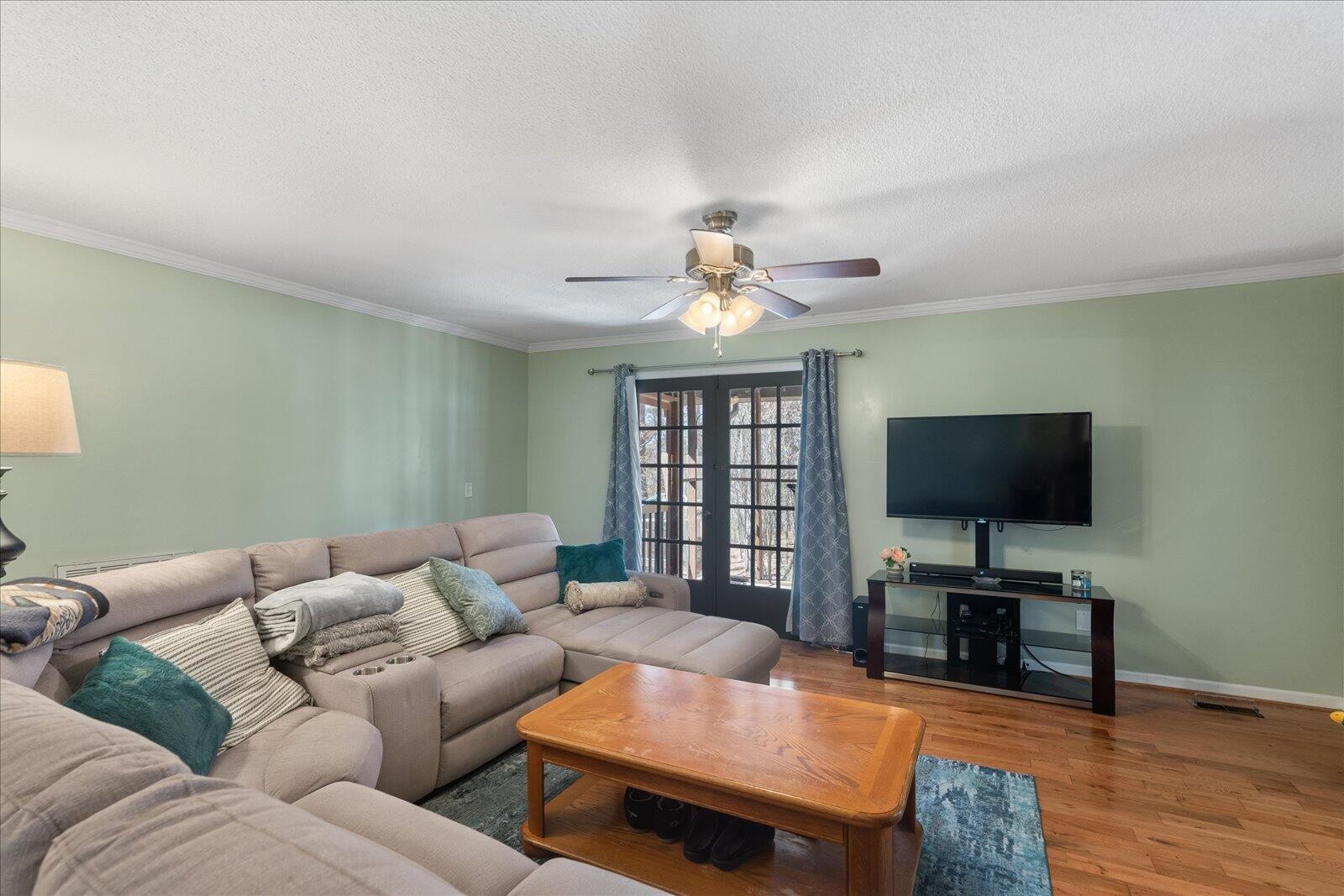 1819 Pine Needles Trail