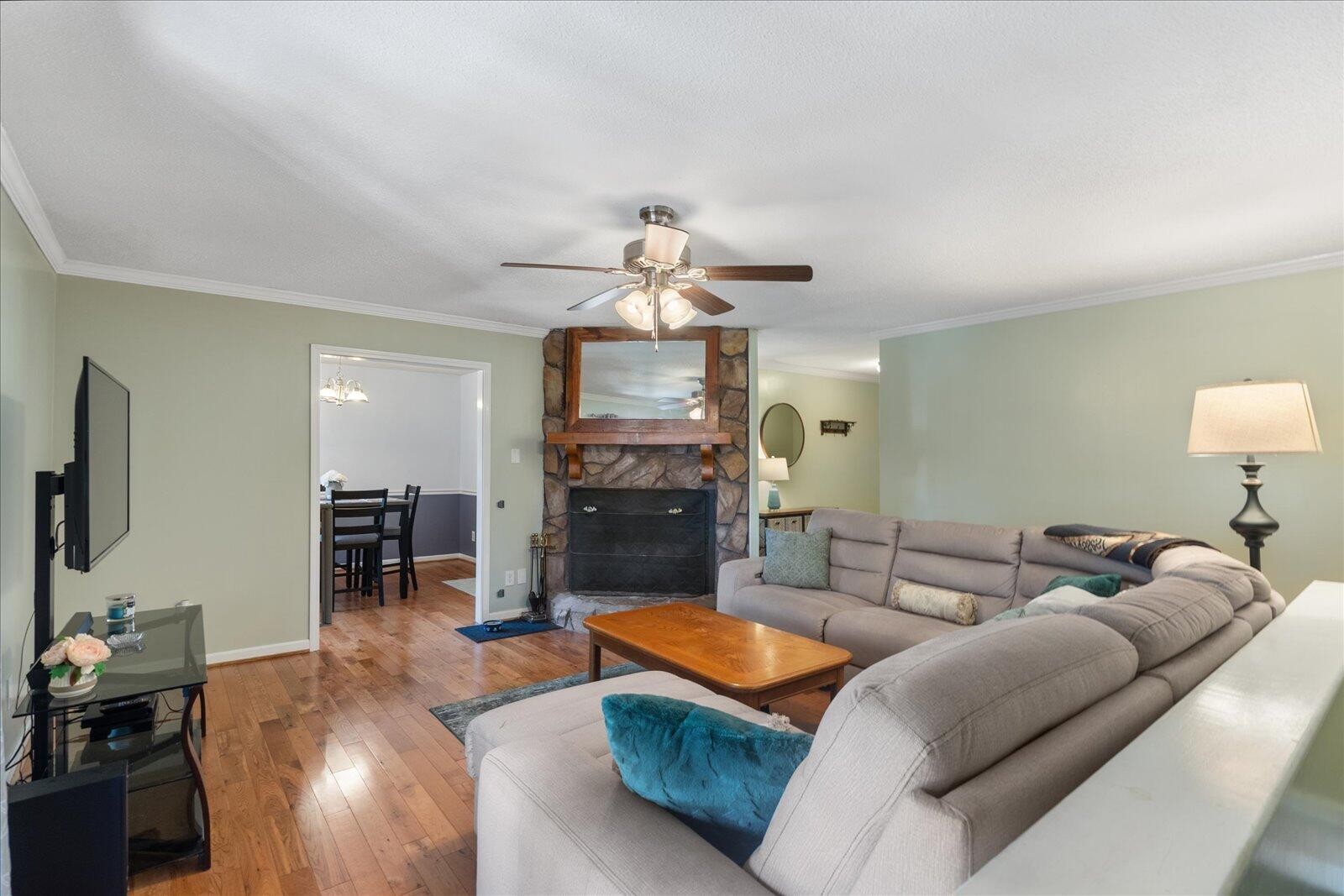 1819 Pine Needles Trail