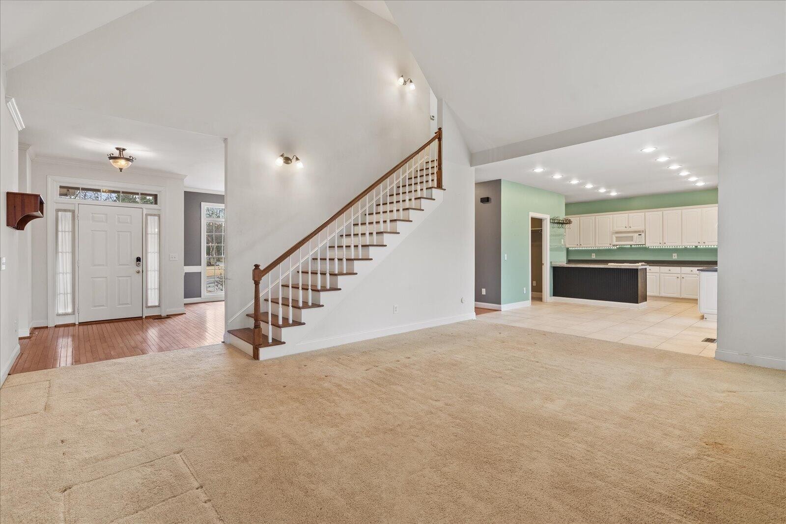 121 Oakhurst Terrace, NE