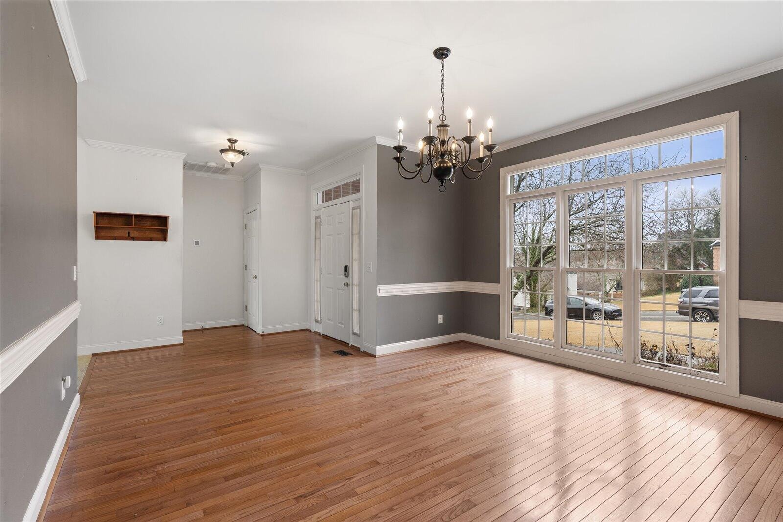 121 Oakhurst Terrace, NE