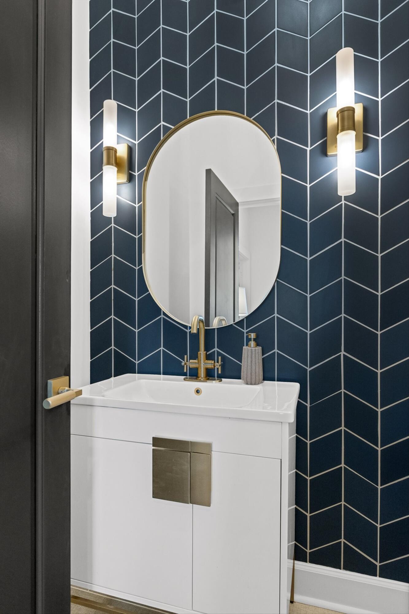 1103 Centennial Drive