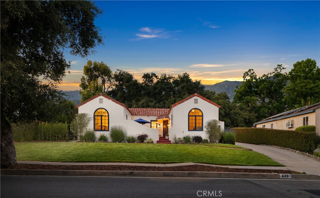 625 W Grandview Avenue