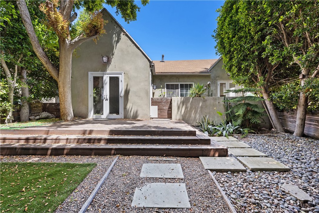 1944 Chariton Street