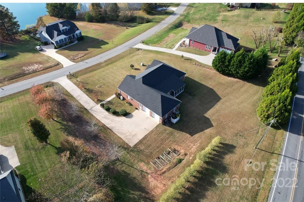 547 Luther Drive