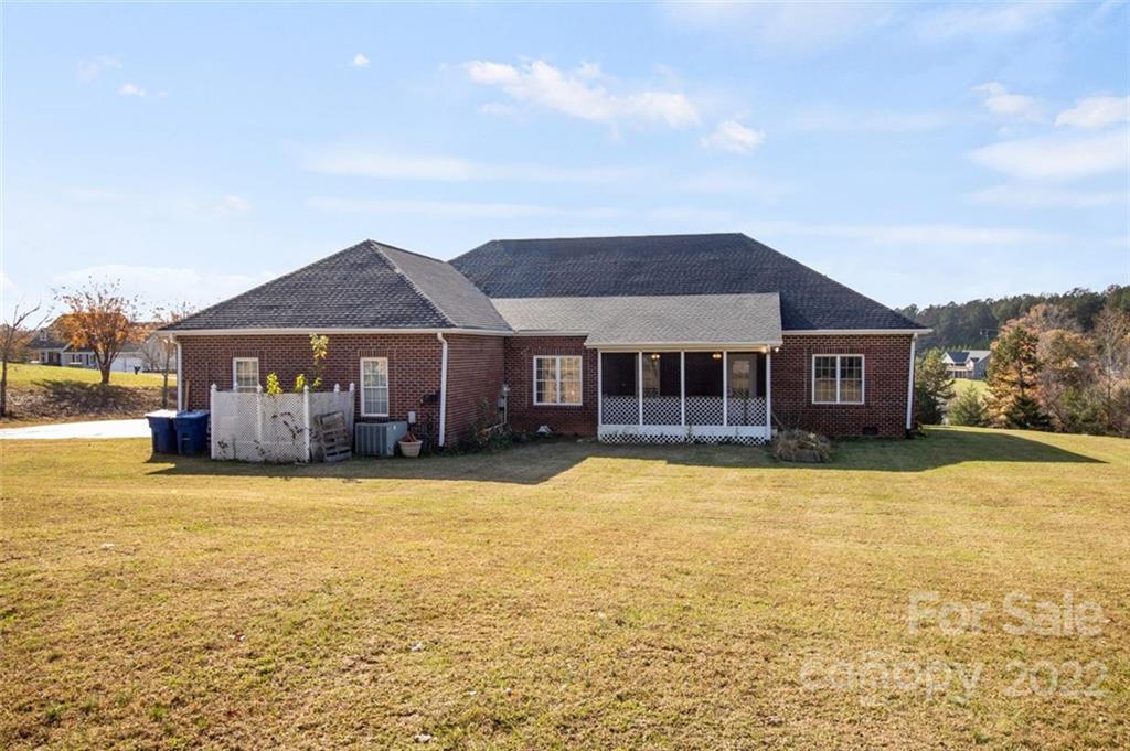 547 Luther Drive
