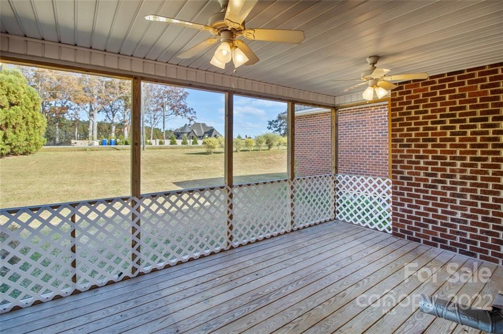 547 Luther Drive